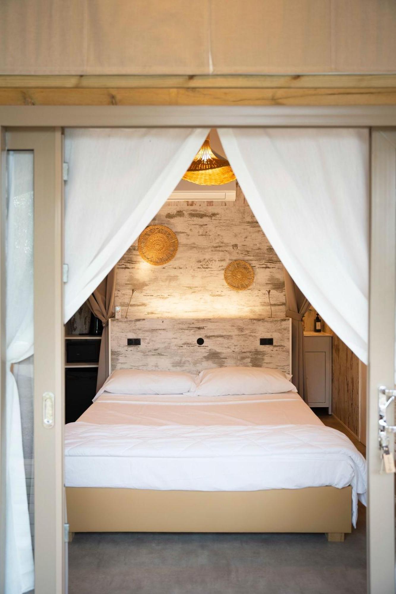 Le Lenze Don Mimi Glamping Hotel Mattinata Exterior photo